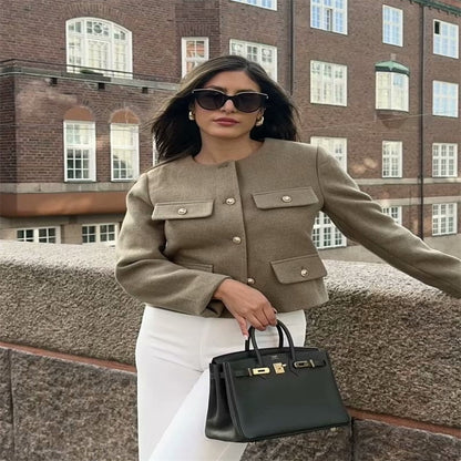 Élégance Boutonnée