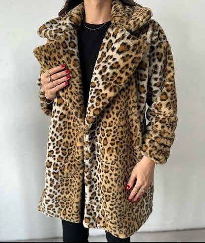 Manteau en peluche à imprimé léopard