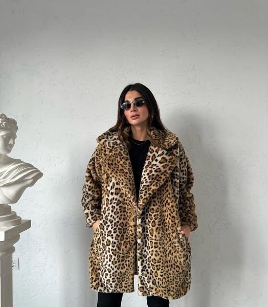 Manteau en peluche à imprimé léopard